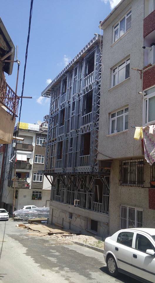 Istanbul-Eyup-celik-apartman (2)